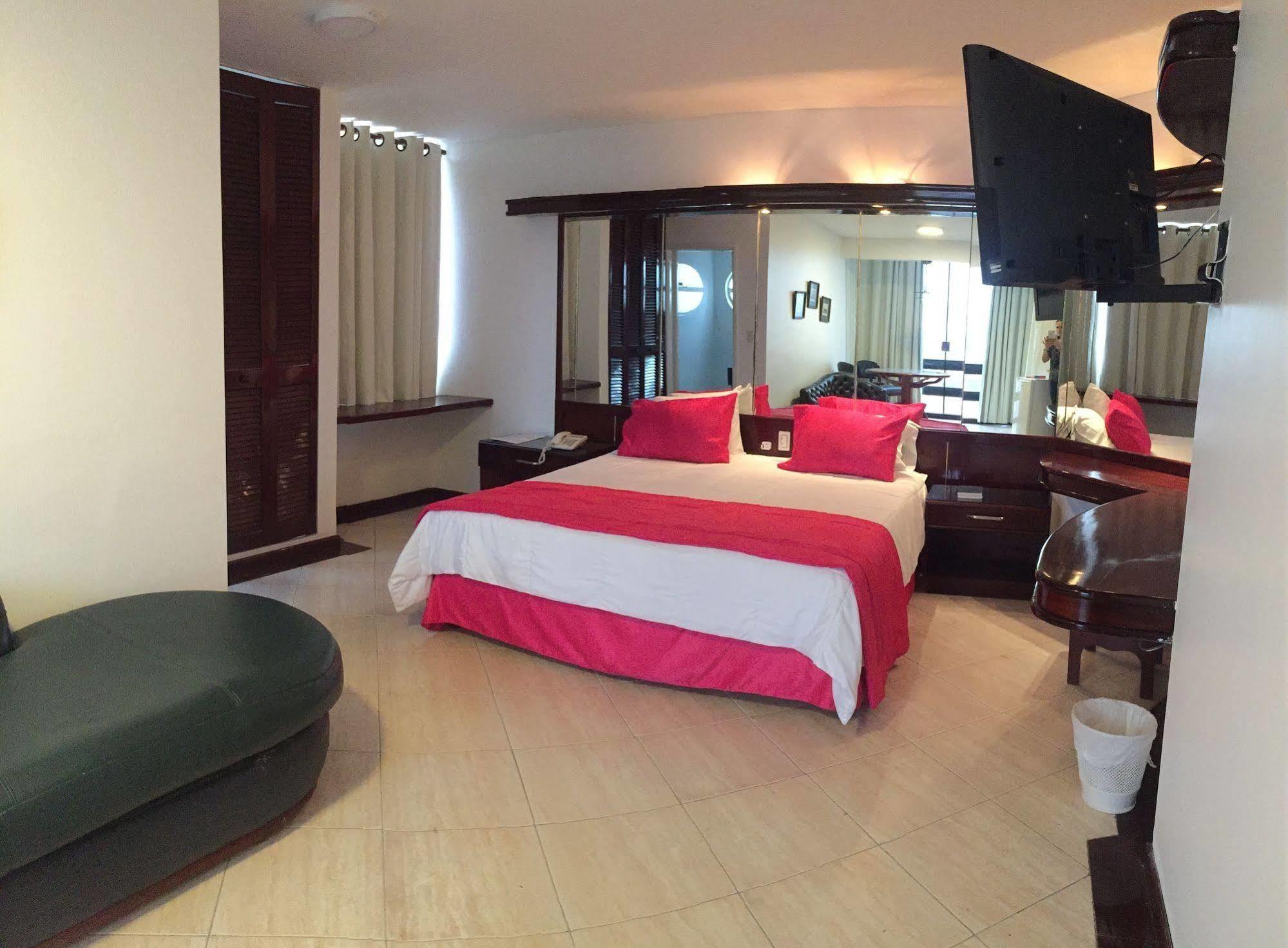 Hotel Arenal 산타 크루즈 드 라 시에라 외부 사진
